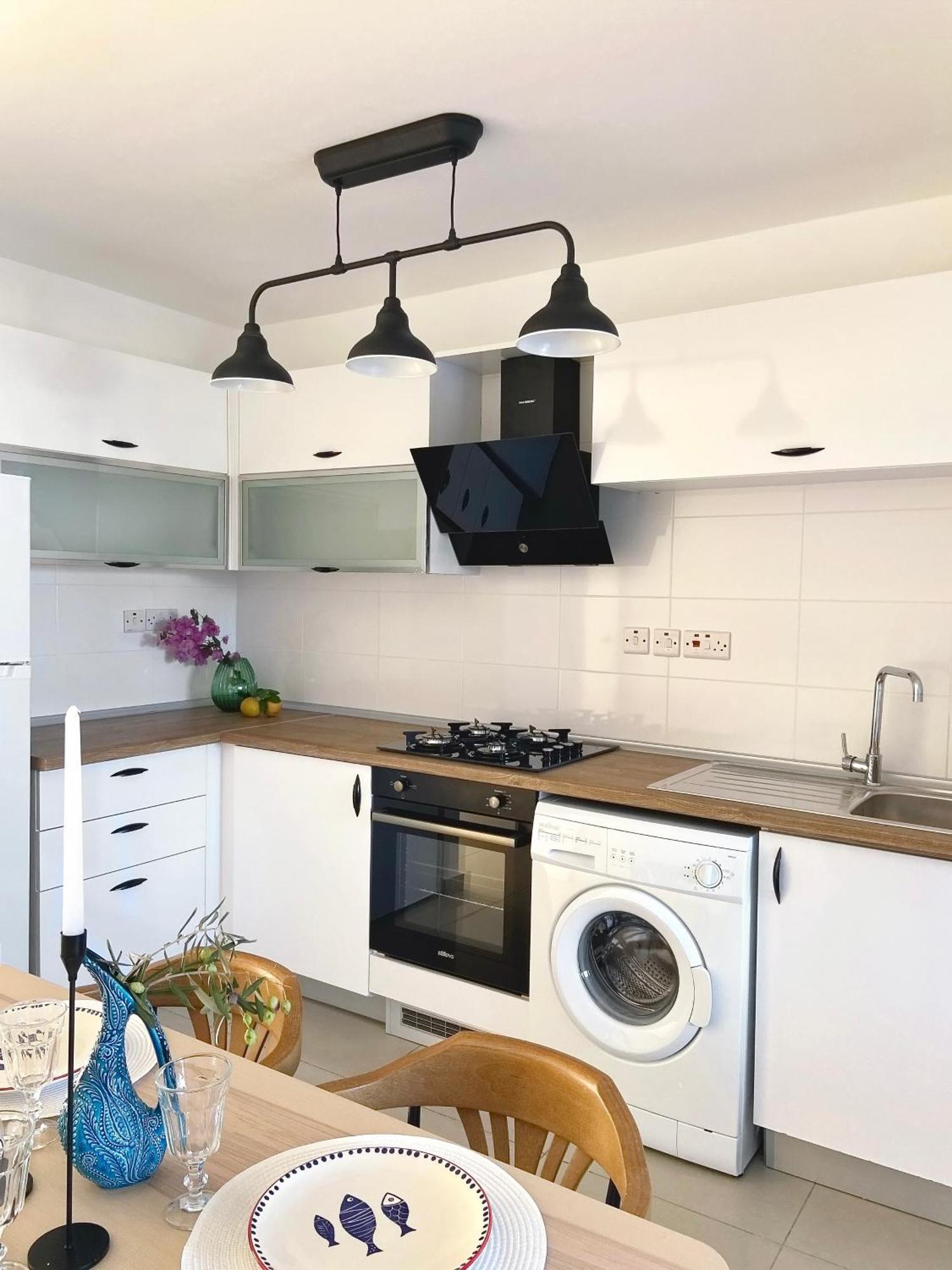 Spacious Three-Bedroom Apartment With Sea View A4 ลาปิโทส ภายนอก รูปภาพ