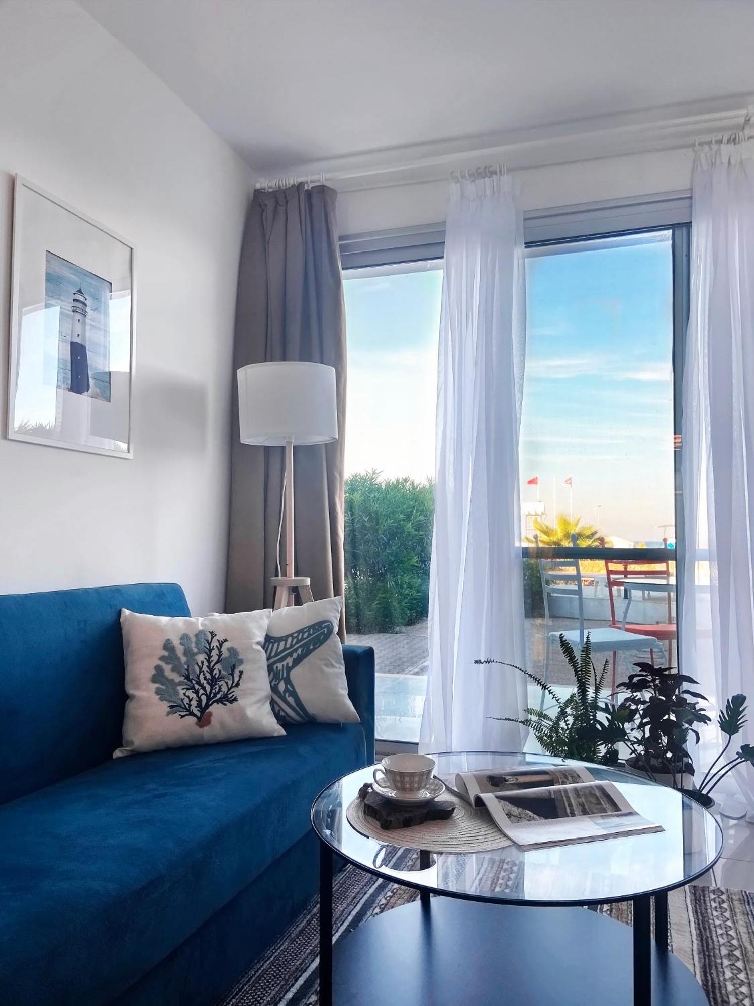 Spacious Three-Bedroom Apartment With Sea View A4 ลาปิโทส ภายนอก รูปภาพ